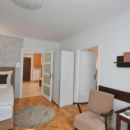 Vicente'S Apartment Eger Esterno foto